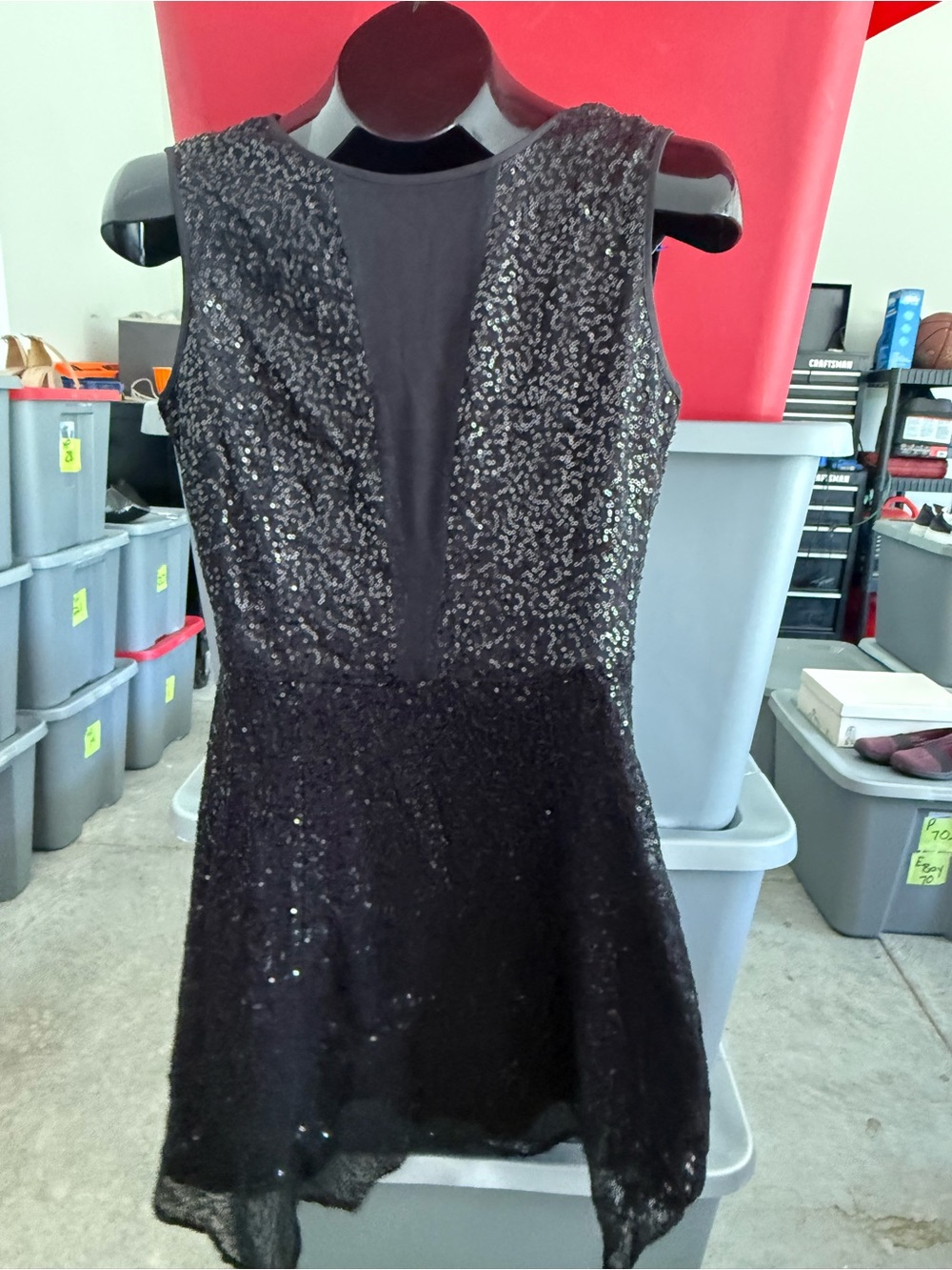Black Sequined Sleeveless Party Dress. P76